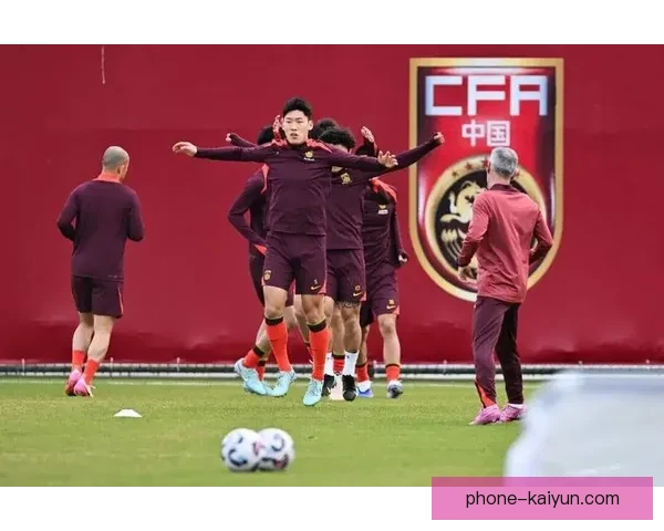中国足球迎来重大变革 新任主帅开启全新征程目标冲击世界杯