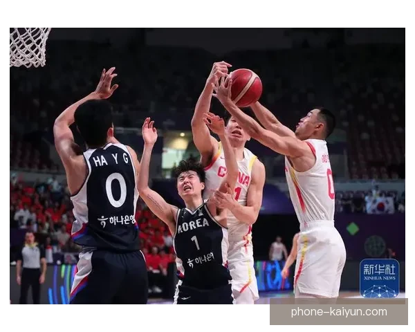 中国男篮逆转战胜韩国队晋级亚洲杯四强 末节发挥决定胜负