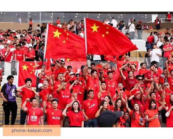 中国足球国家队迎战日本队备战亚洲杯全力冲击冠军梦想