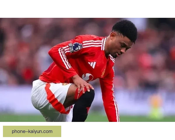 国际足坛惊喜连连：巨星转会风波引发球队实力大洗牌