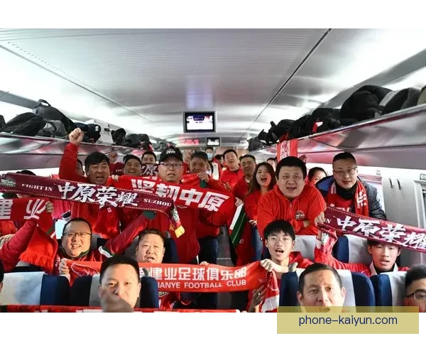 国足备战新赛季连胜势头强劲球迷期待精彩表现